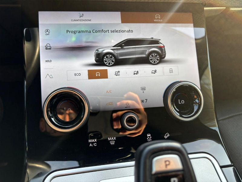 GuidiCar - LAND ROVER Range Rover Evoque 2021 Evoque 2.0d i4 mhev SE awd 163cv auto Usato